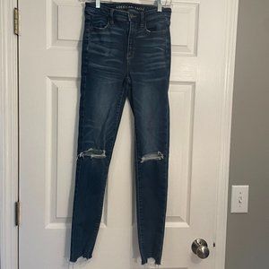 American Eagle Women's Blue Super Hi-Rise Stretch Ripped Jeggings Size 4 Long